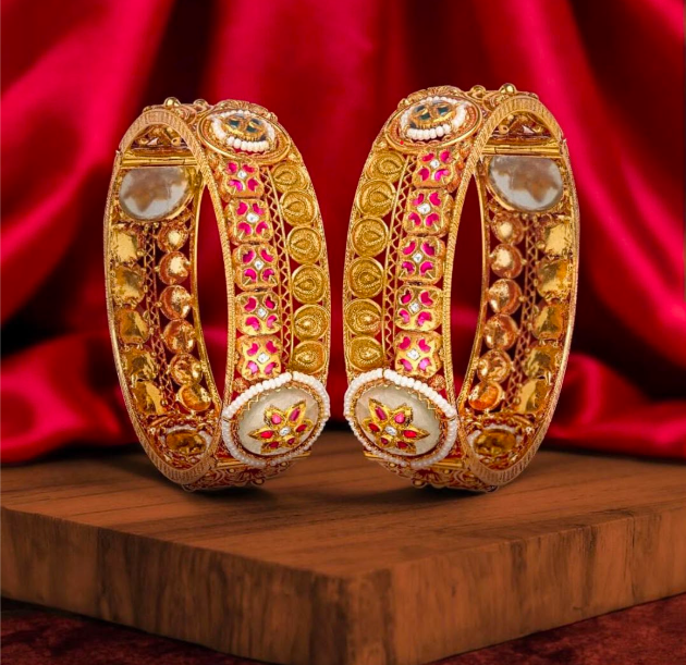 Artisan Sleek Bangle